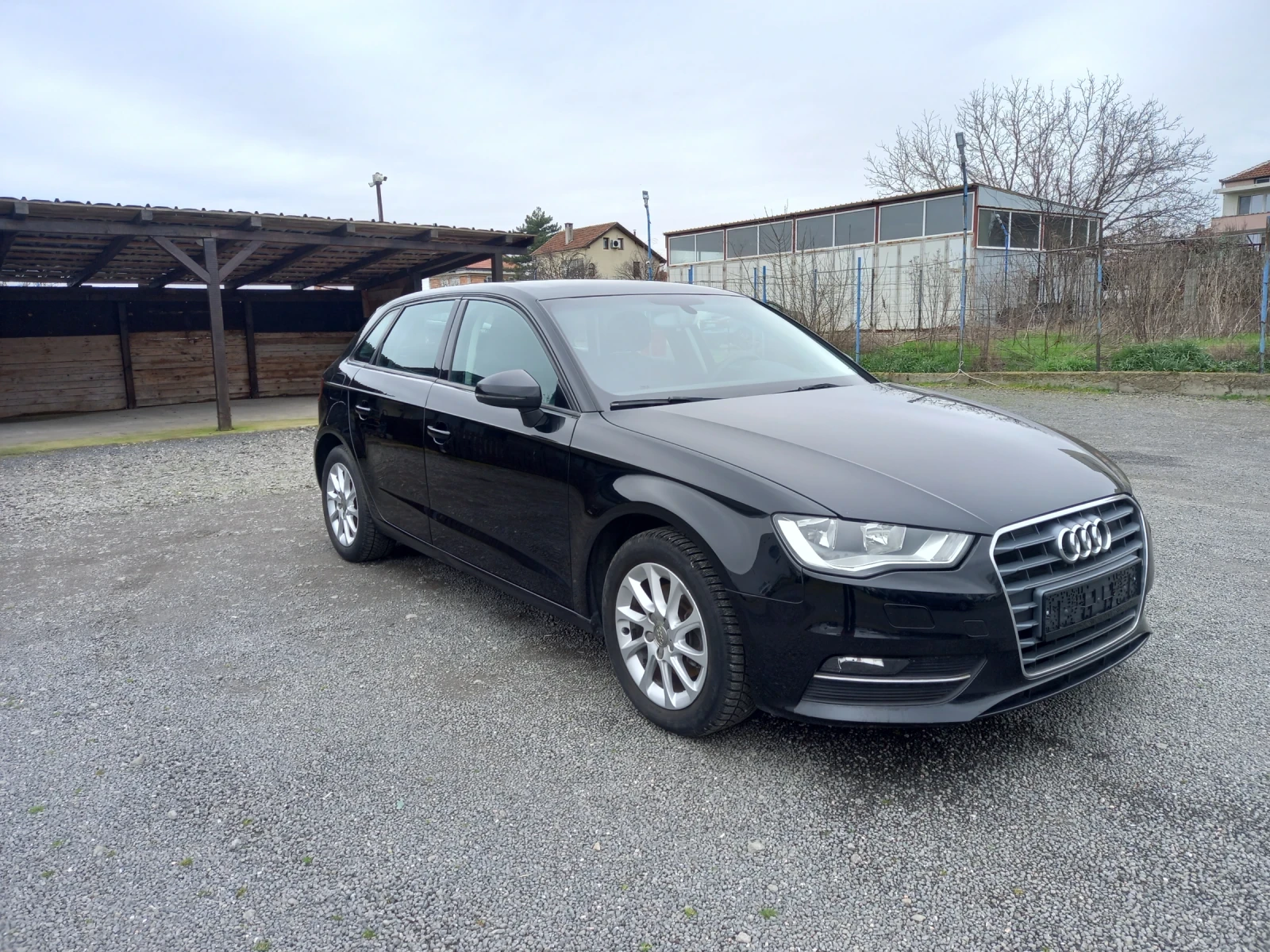 Audi A3 14TFSI  Sportback - изображение 2