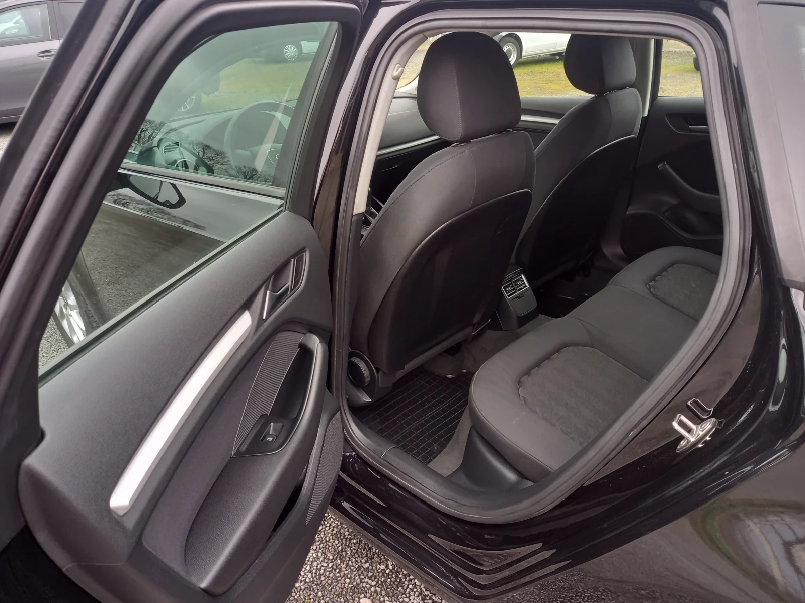 Audi A3 14TFSI  Sportback, снимка 12 - Автомобили и джипове - 53497987