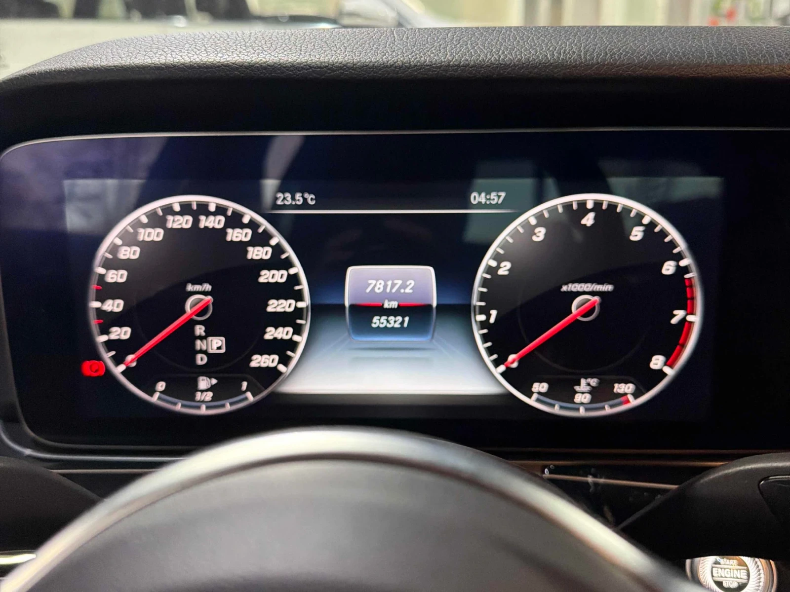 Mercedes-Benz E 450 AMG* Burmester* Черен мат, снимка 8 - Автомобили и джипове - 54139129