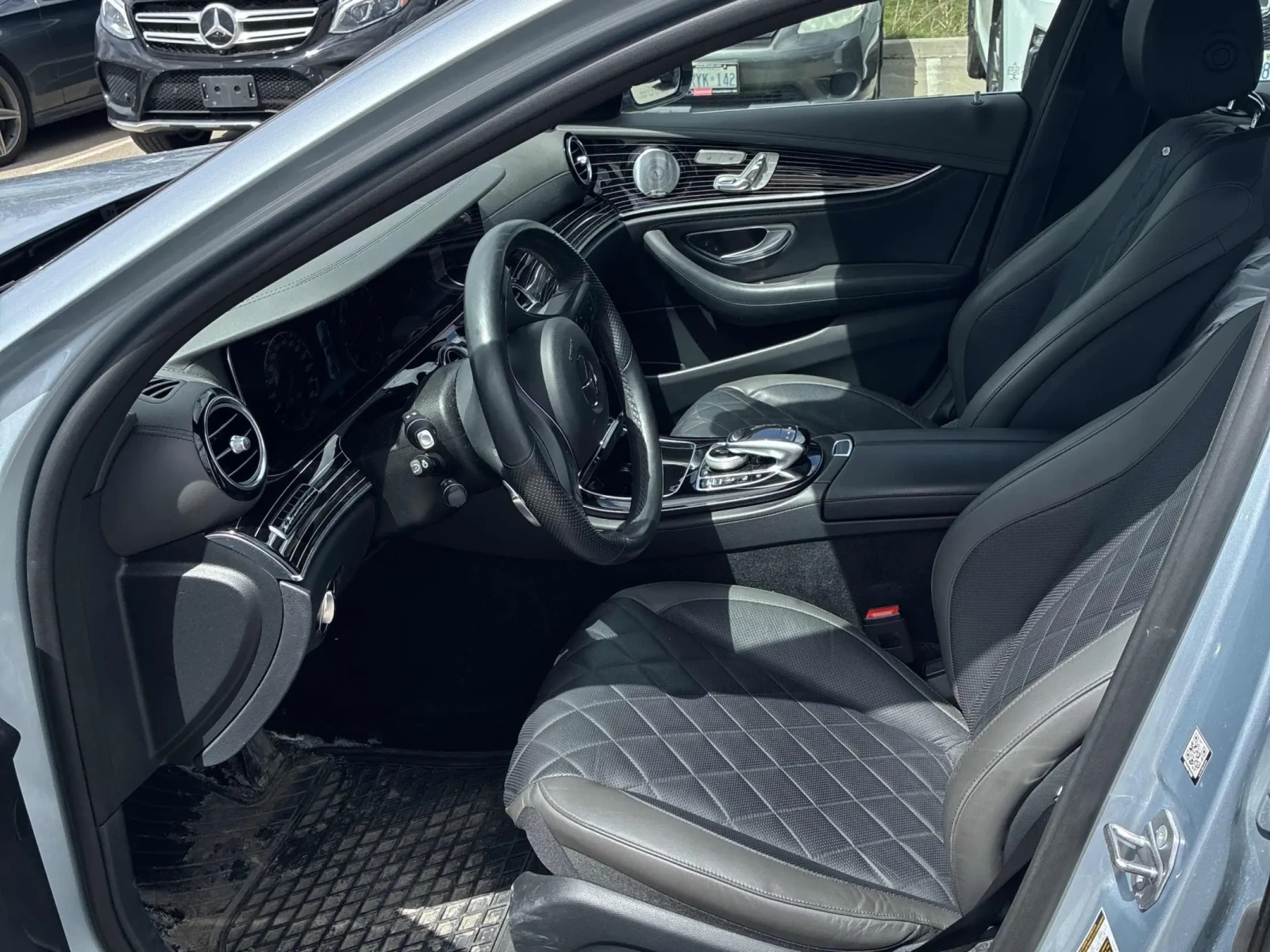 Mercedes-Benz E 400 O�������� * * CARFAX * * �������� * *  | Mobile.bg � ����������� 9