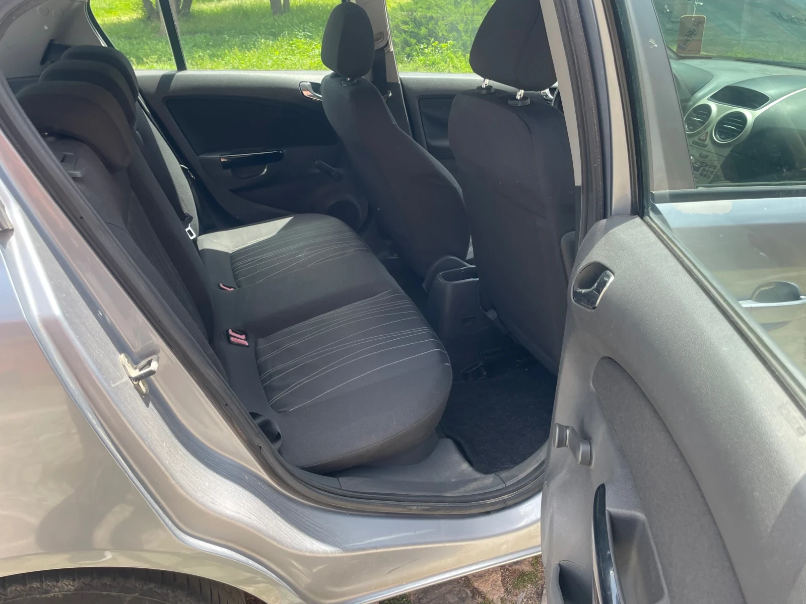 Opel Corsa 1.2i , 80ks , KLIMATIK, снимка 12 - Автомобили и джипове - 54597278