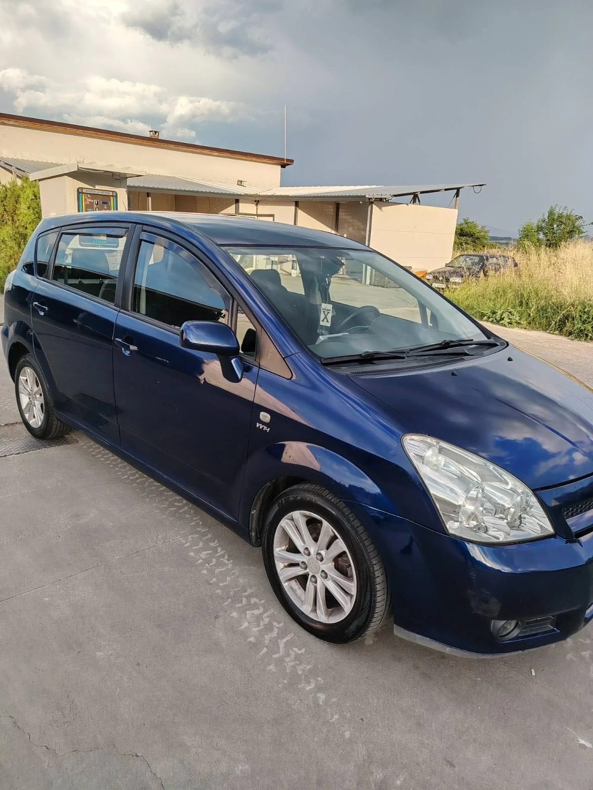 Toyota Corolla verso Ван, снимка 2 - Автомобили и джипове - 54804299