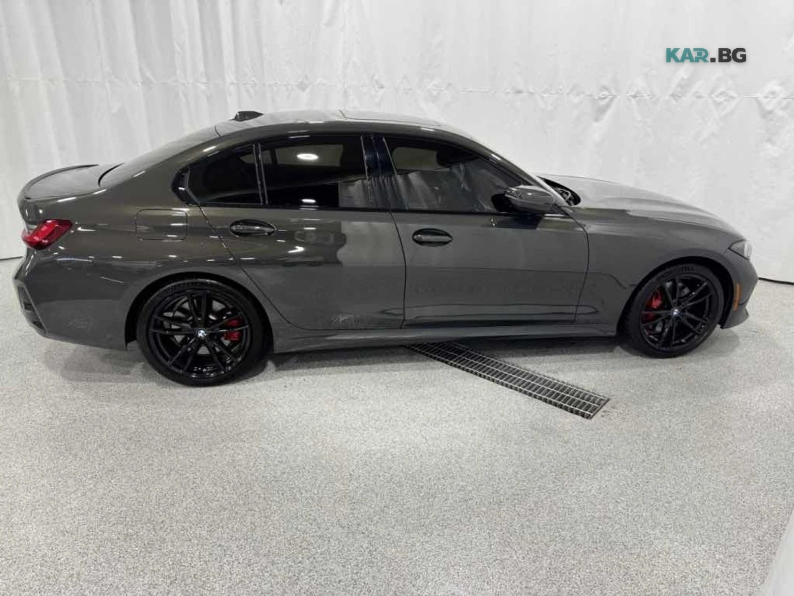 BMW 330 * xDrive* M-SPORT PRO* КОЖА* ПОДГРЕВ* ШИБИДАХ* KEY, снимка 3 - Автомобили и джипове - 55245621