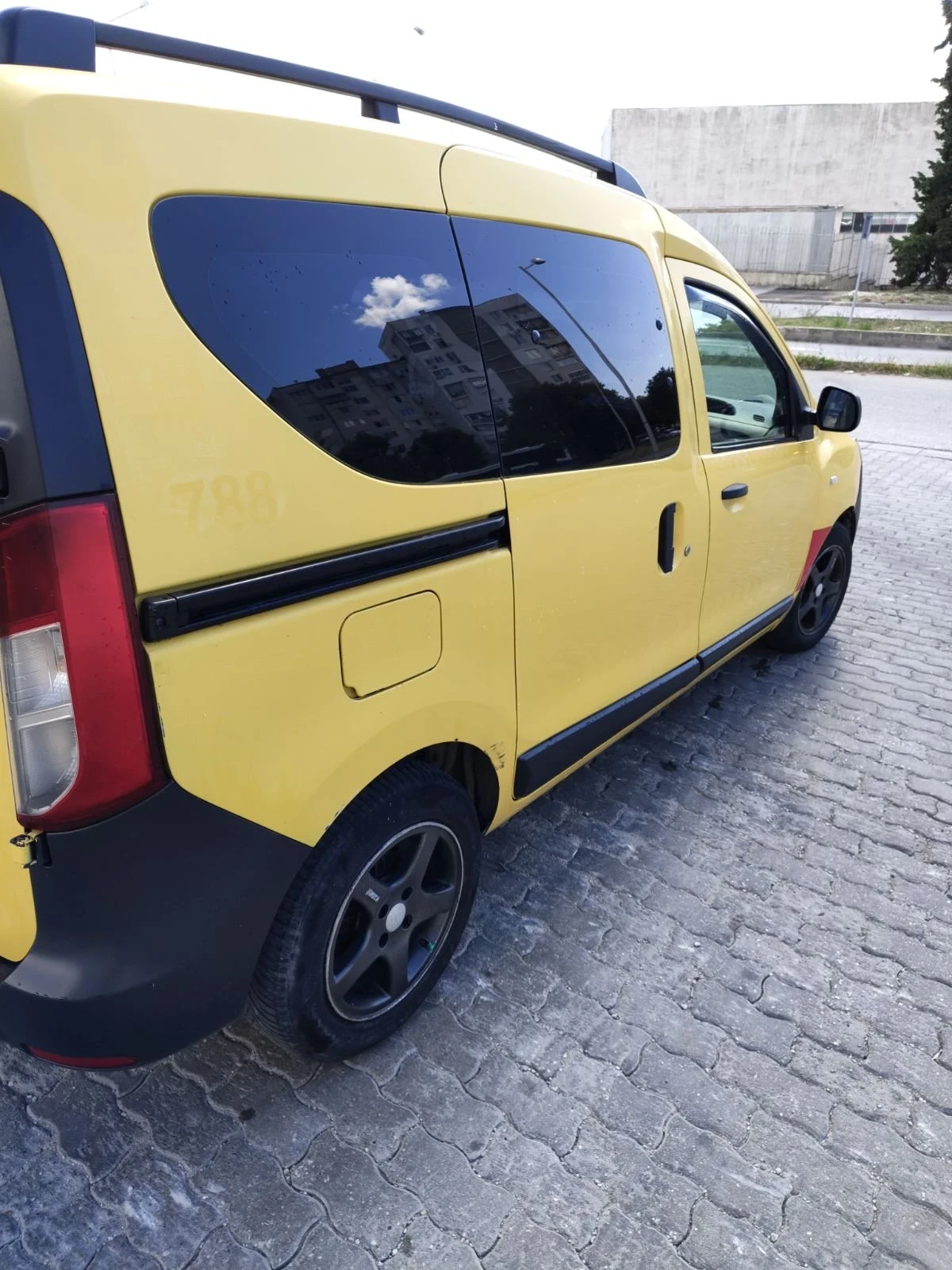 Dacia Dokker, снимка 3 - Автомобили и джипове - 56040071