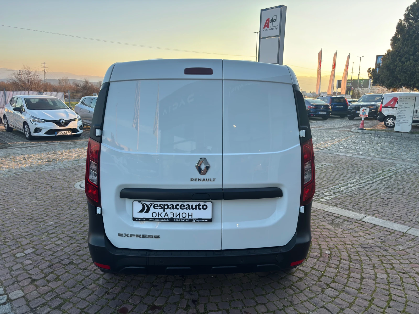 Renault Express 1, 5 Blue dCi 75 hp BVM6 | Mobile.bg � ����������� 8
