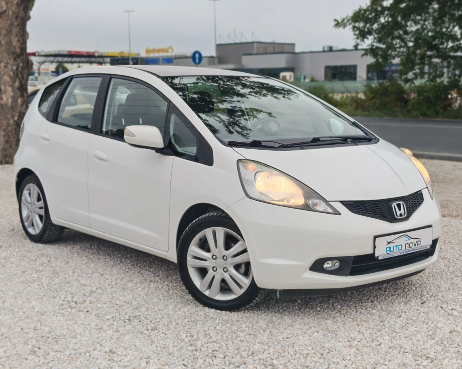 Honda Jazz 1.3 99 К.С. БЕНЗИН! ПАНОРАМА! 
