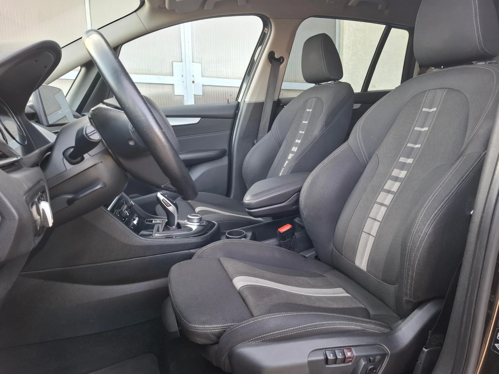 BMW 2 Gran Tourer 4x4-LED-КАМЕРА-SWISS, снимка 9 - Автомобили и джипове - 56332658