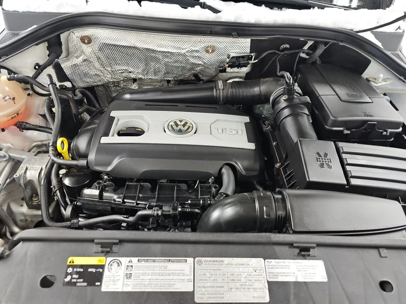 VW Tiguan, снимка 9 - Автомобили и джипове - 48726098