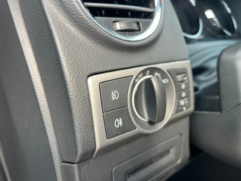 Opel Antara 188000km, Италия, снимка 10 - Автомобили и джипове - 51035193