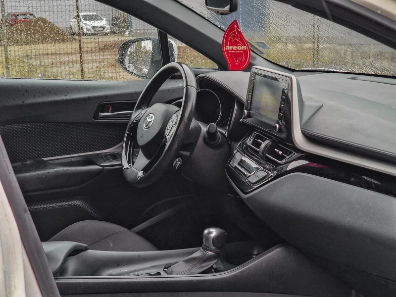 Toyota C-HR Facelift Hybrid e-CVT, снимка 9 - Автомобили и джипове - 52450257