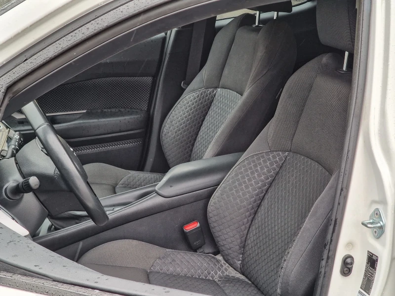 Toyota C-HR Facelift Hybrid e-CVT, снимка 11 - Автомобили и джипове - 52450257