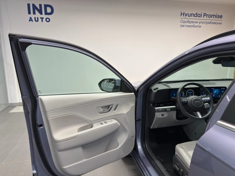 Hyundai Kona EV 65 kWh PREMIUM, снимка 10 - Автомобили и джипове - 52584443