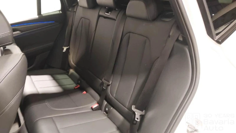 BMW X3 20d xDrive M Sport Paket Sportautomatic, снимка 8 - Автомобили и джипове - 53093857