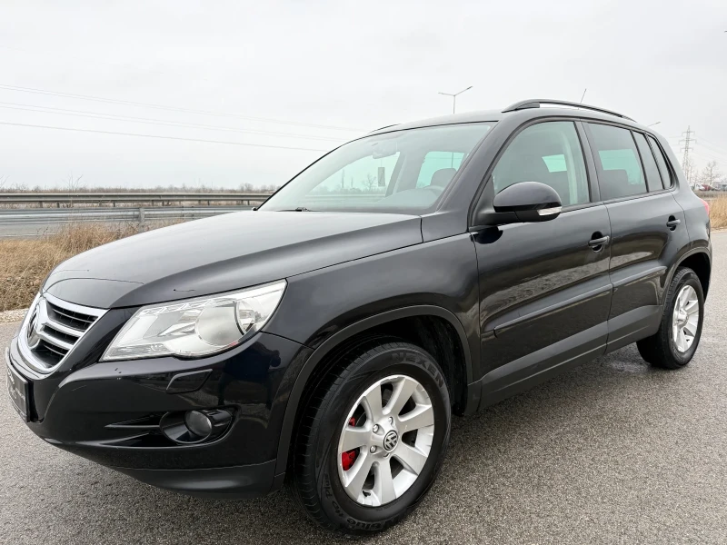 VW Tiguan 2.0 TDI / OFFROAD / NAVI / PODGREV / NOV DEMFER, снимка 3 - Автомобили и джипове - 53296793