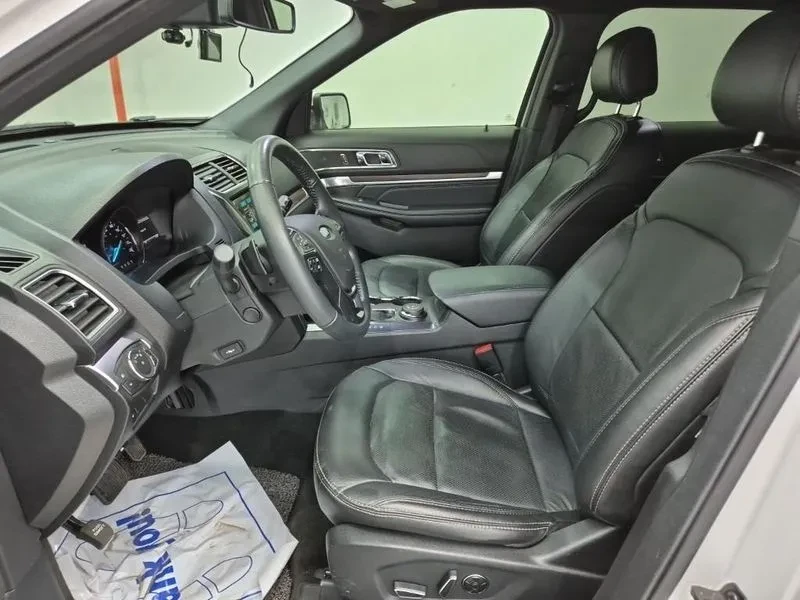 Ford Explorer 2.3 LIMITED 4WD, снимка 11 - Автомобили и джипове - 55702693