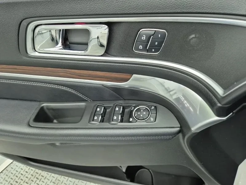 Ford Explorer 2.3 LIMITED 4WD, снимка 17 - Автомобили и джипове - 55702693