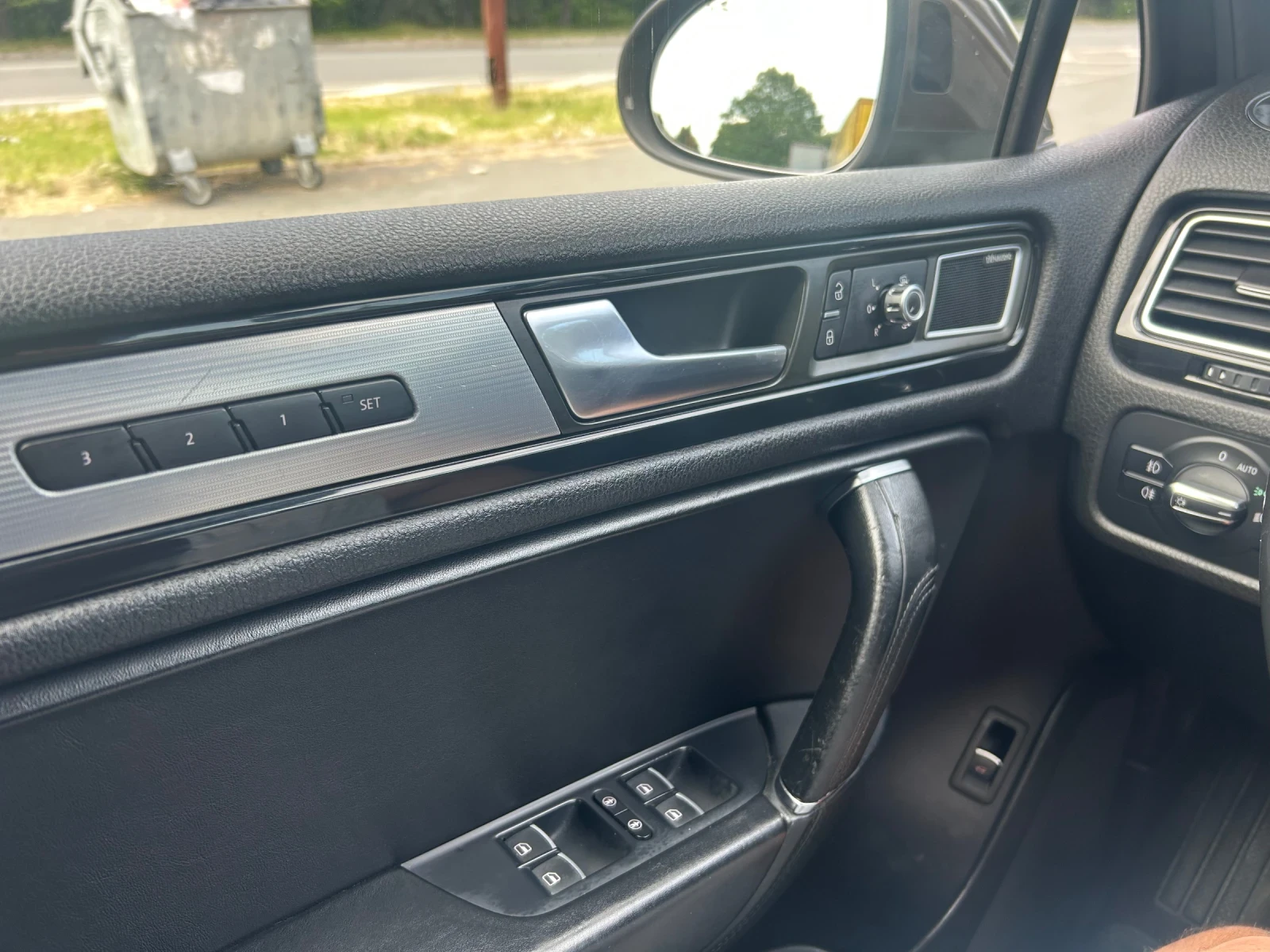 VW Touareg 4.2 ТДИ Rline - изображение 10