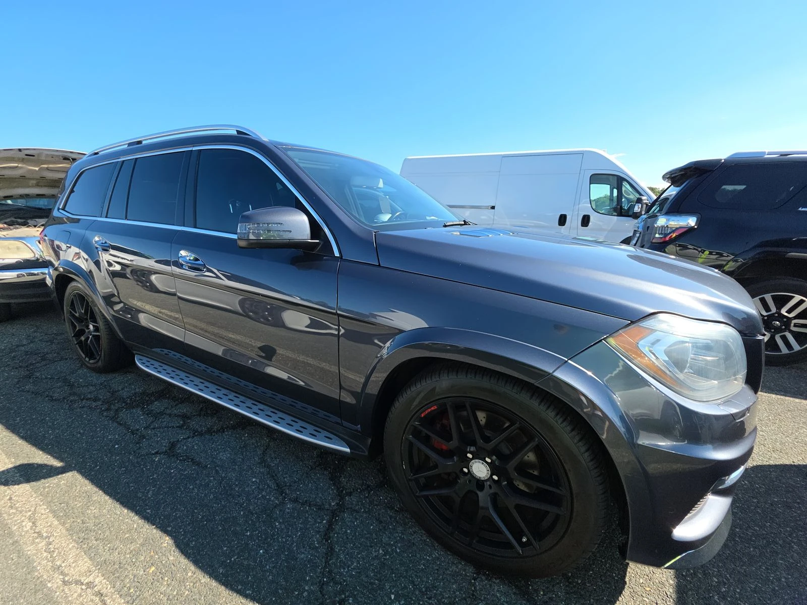 Mercedes-Benz GL 500 AMG* PACK* HARMON* KARDON* ПОДГРЕВ* ОБДУХВАНЕ* МАС - изображение 3
