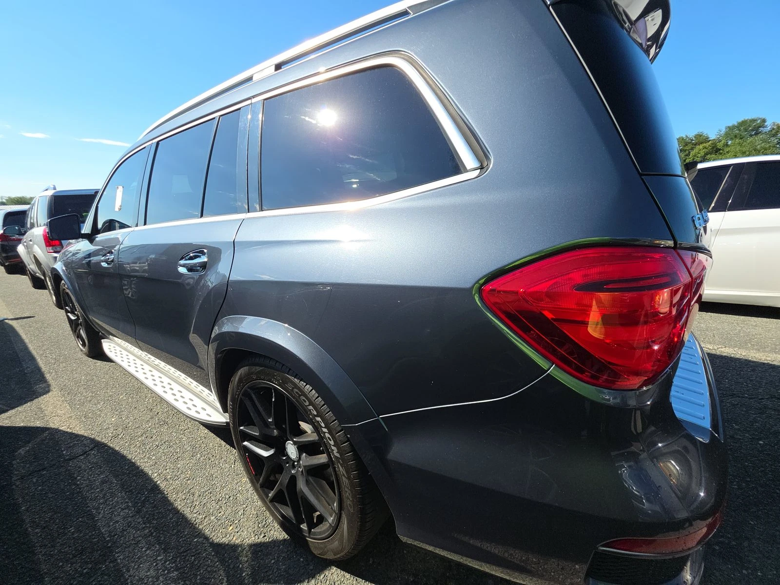 Mercedes-Benz GL 500 AMG* PACK* HARMON* KARDON* ПОДГРЕВ* ОБДУХВАНЕ* МАС - изображение 4