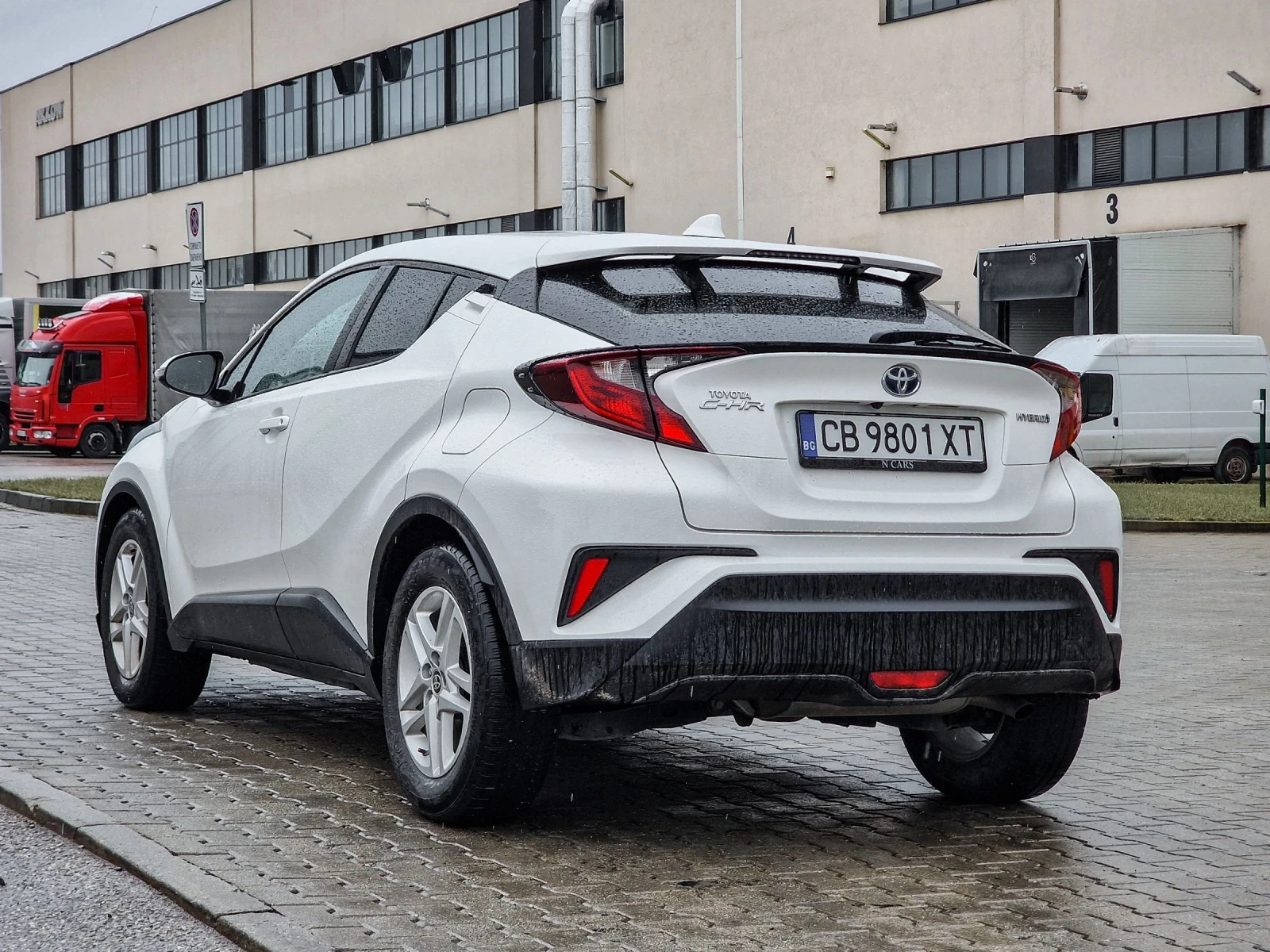 Toyota C-HR Facelift Hybrid e-CVT - изображение 3