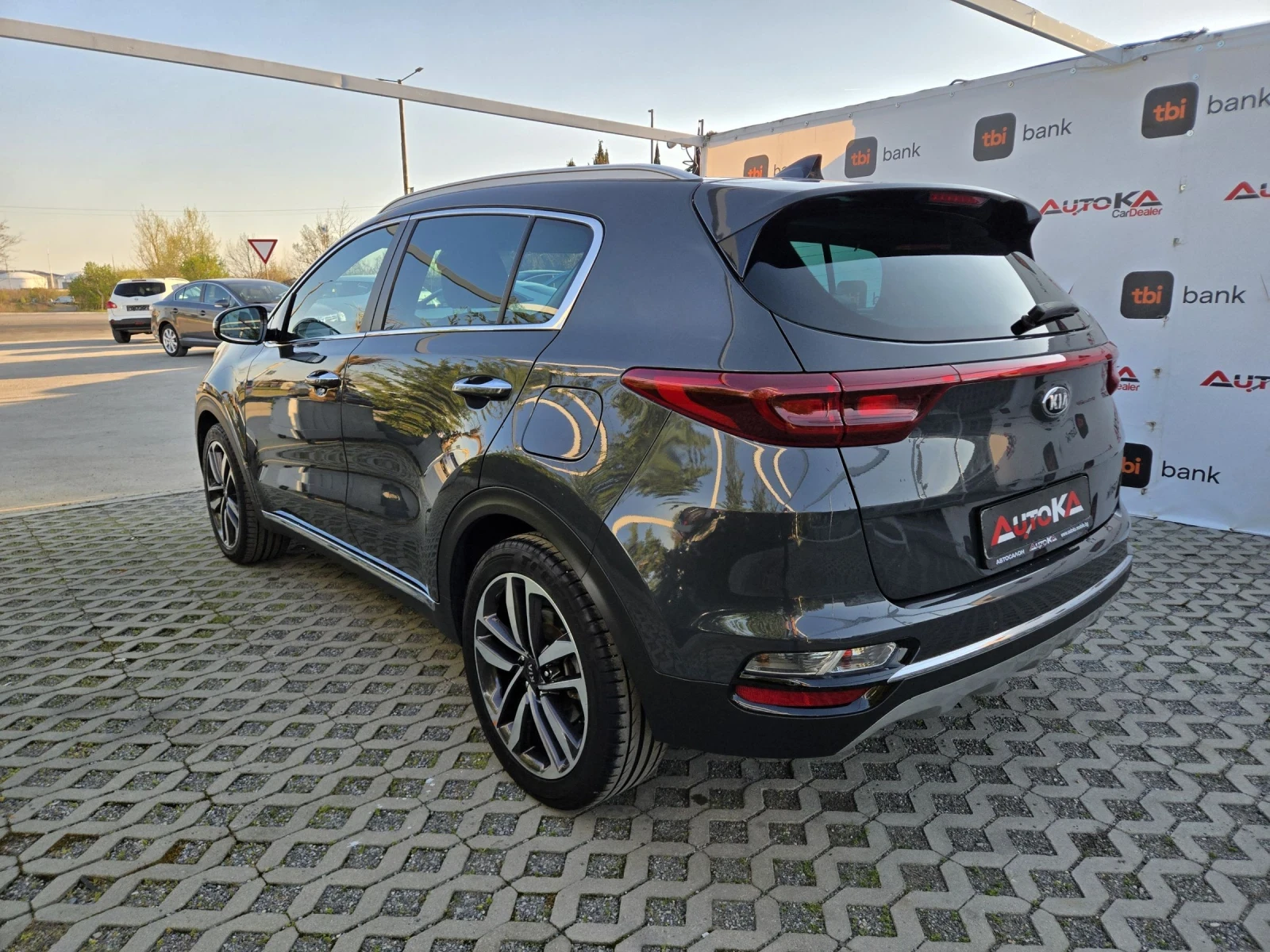 Kia Sportage 1.6CRDI-136��= �������= FACE= PANO= KEYLESS= ����� | Mobile.bg � ����������� 5