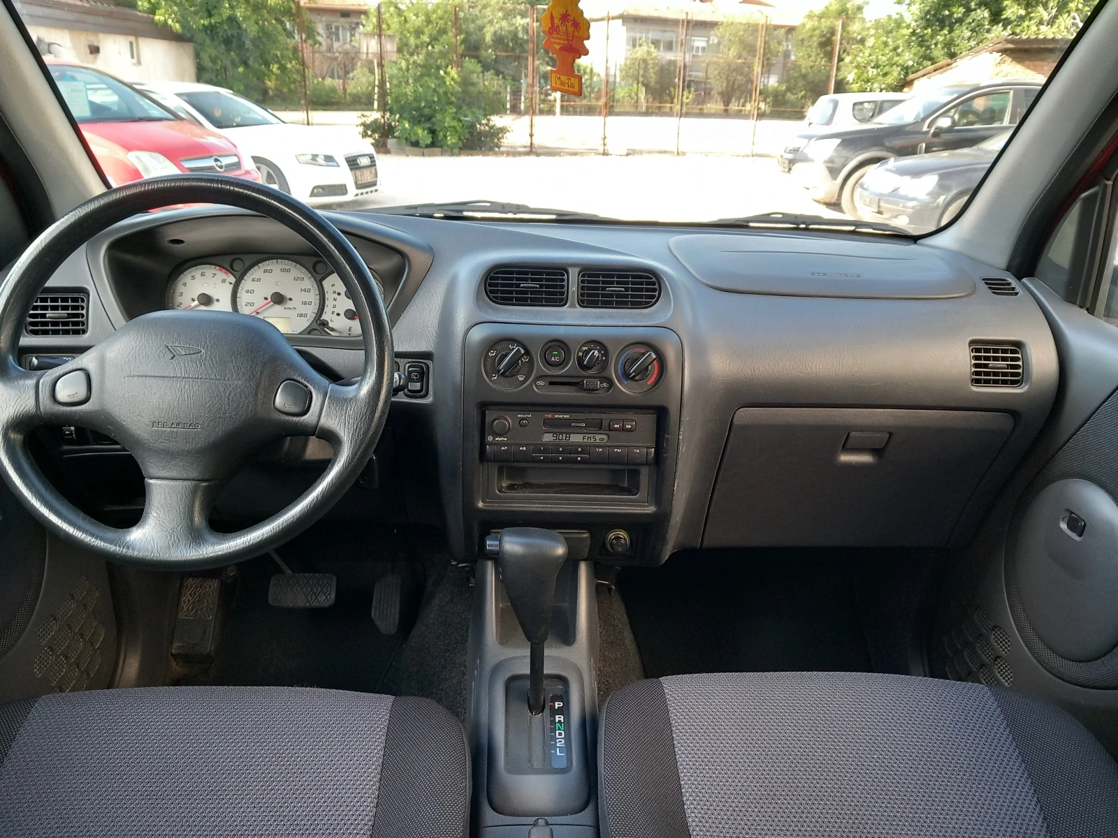 Daihatsu Terios 1.3i Автоматик AC, снимка 17 - Автомобили и джипове - 54917439