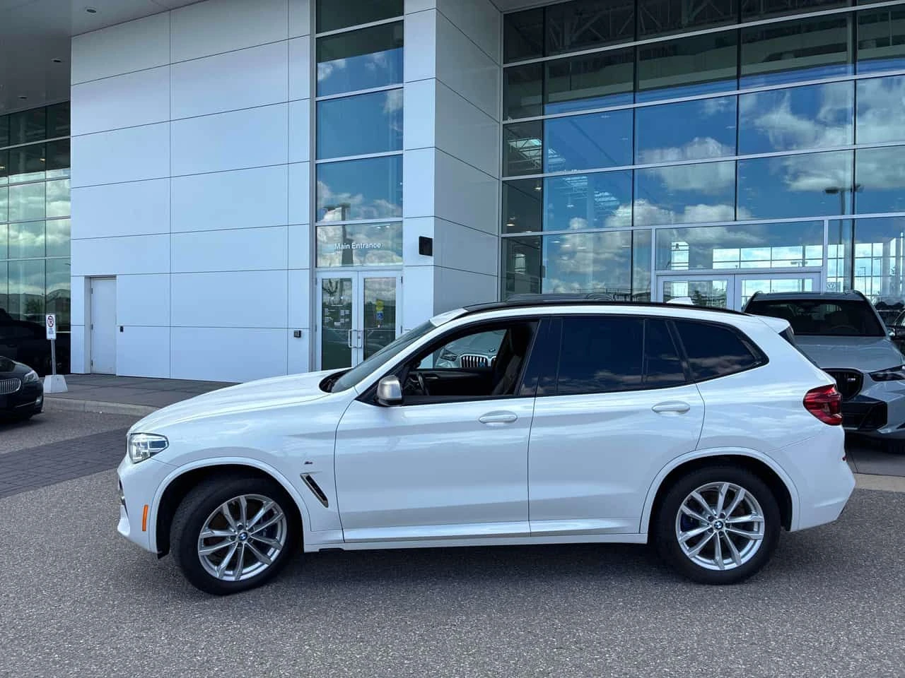 BMW X3 * M40I * ПОДГРЕВИ * ПАНО * CARFAX* 360, снимка 2 - Автомобили и джипове - 54976544