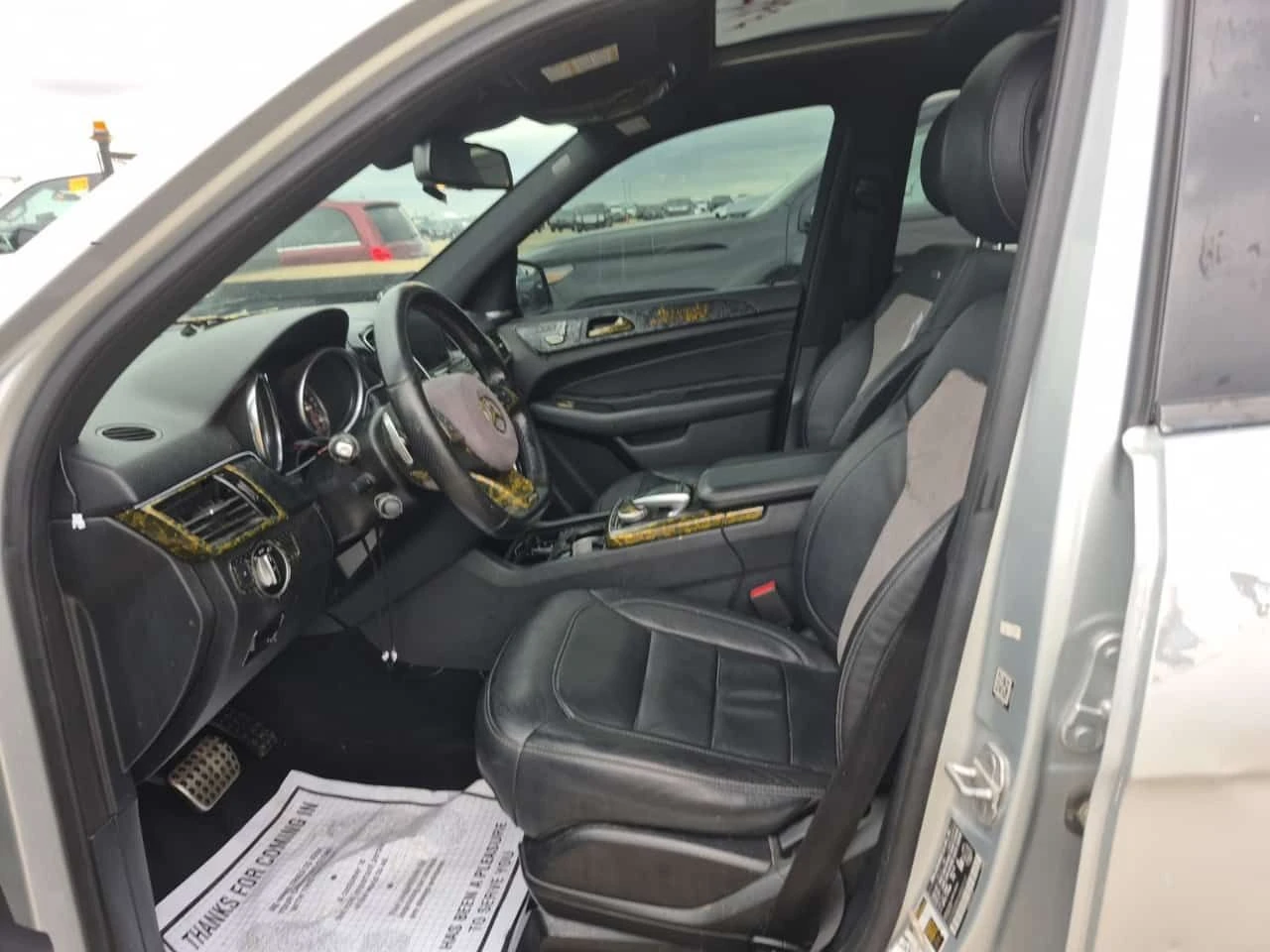 Mercedes-Benz GLE 43 AMG 360CAM| PANO| CARFAX| , снимка 9 - Автомобили и джипове - 55048388