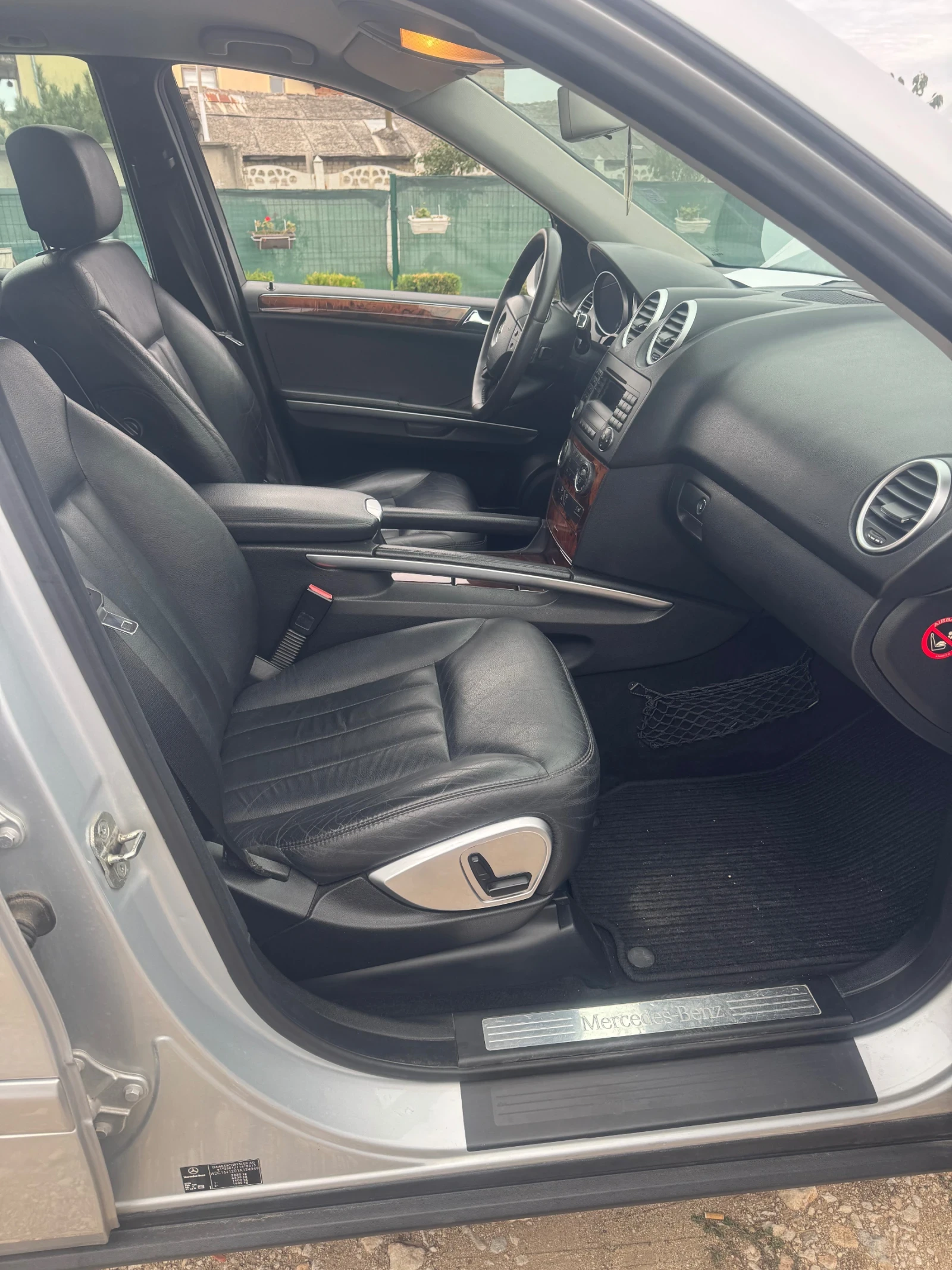 Mercedes-Benz ML 280 3, 0 CDI 190 Коня На Пружини, снимка 11 - Автомобили и джипове - 56233001