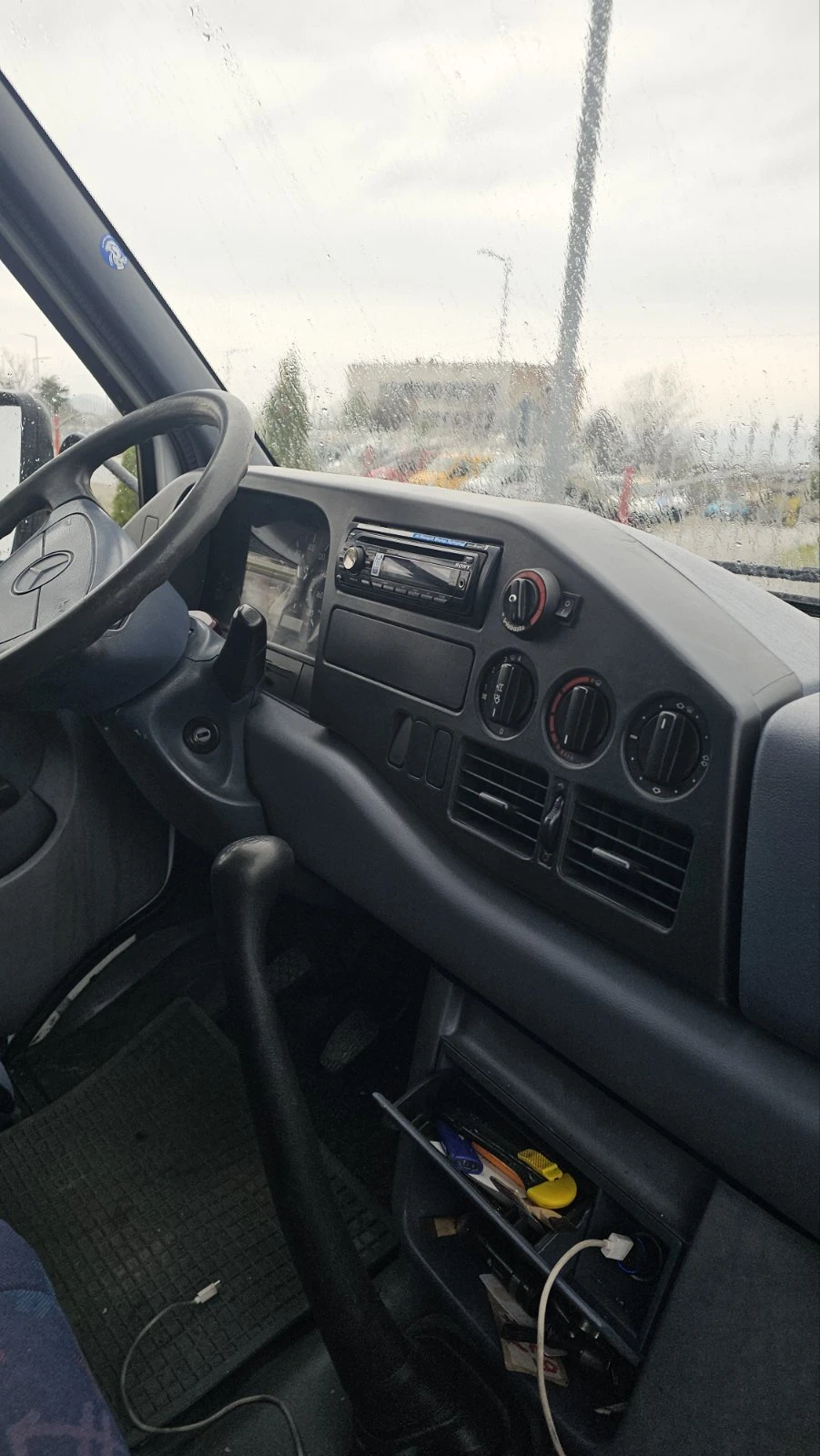 Mercedes-Benz Sprinter 412, снимка 13 - Бусове и автобуси - 54045047