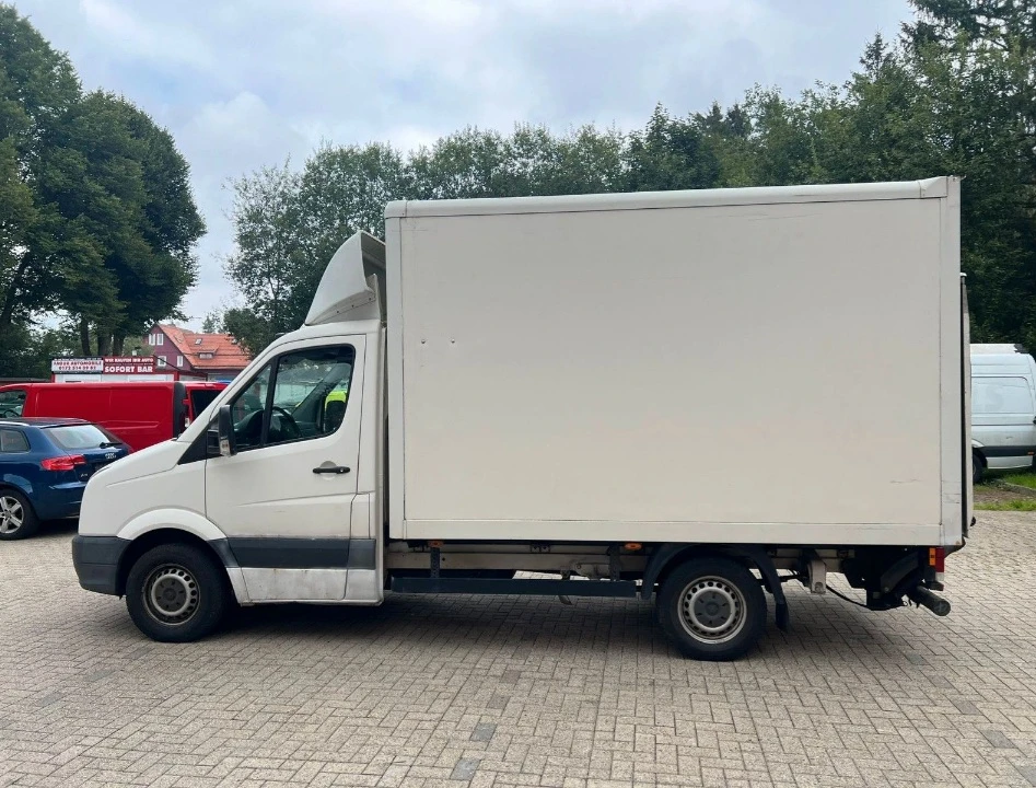 VW Crafter, снимка 9 - Бусове и автобуси - 56732909