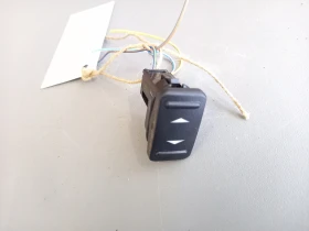 Копче ел стъкло задно ляво Форд С Макс (S)