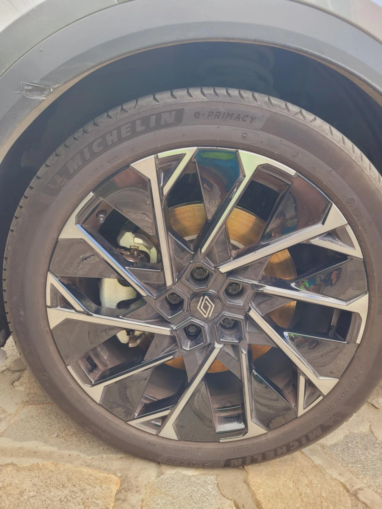  235/45R20 | Mobile.bg   3