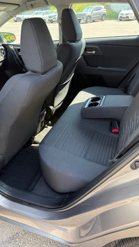 Toyota Auris, снимка 7