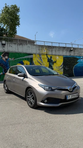 Toyota Auris, снимка 2