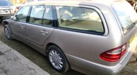     Mercedes-Benz E 320