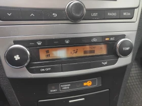 Toyota Avensis Фейслифт / Седан / Газ, снимка 8