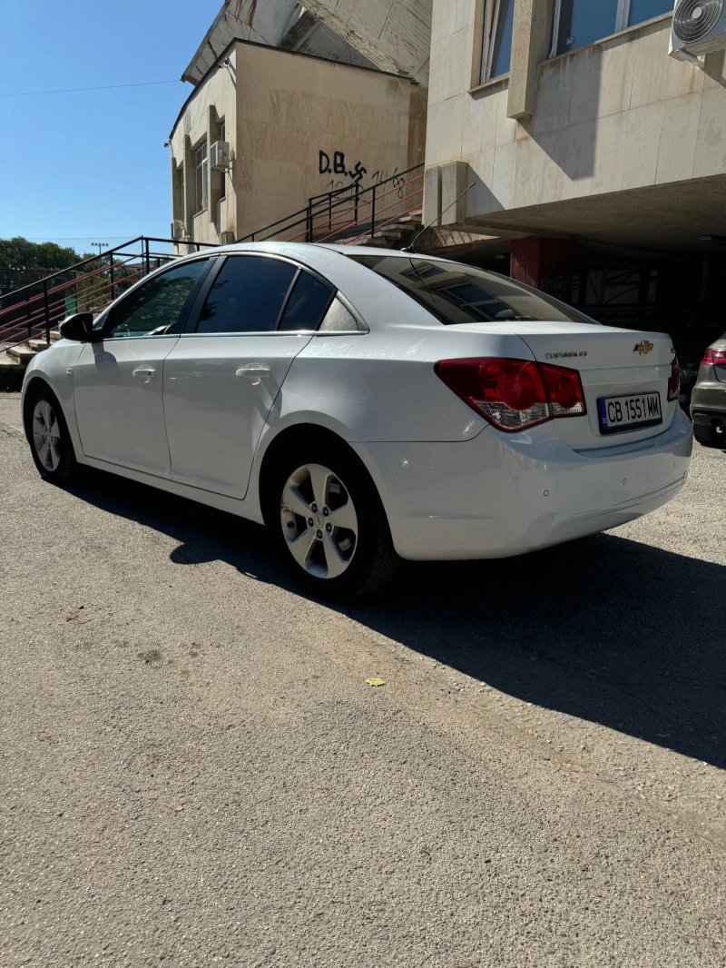 Chevrolet Cruze, снимка 5 - Автомобили и джипове - 47633363