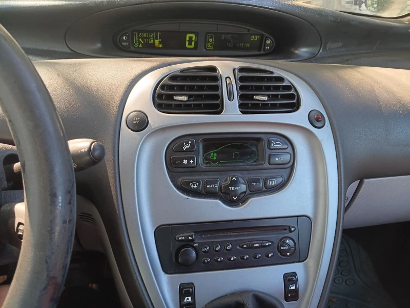 Citroen Xsara picasso 1.6 HDI, снимка 7 - Автомобили и джипове - 47414964