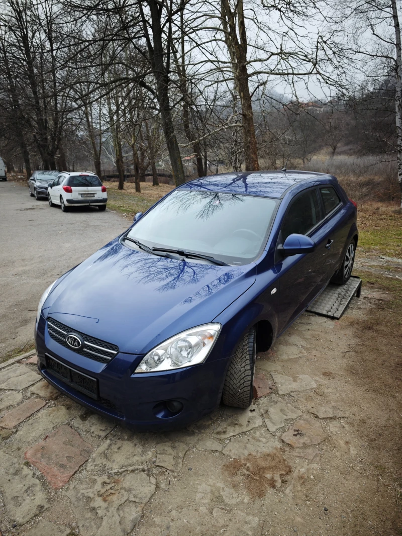 Kia Pro ceed 1.4I  , снимка 3 - Автомобили и джипове - 48953879