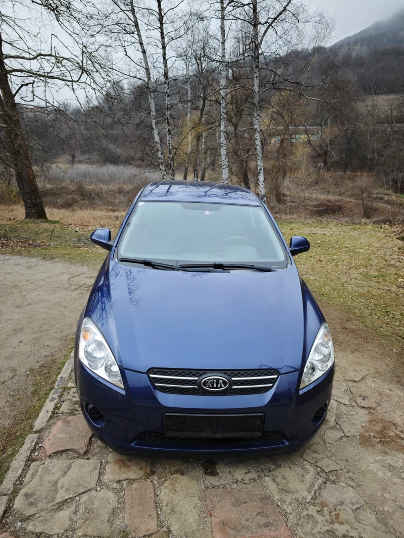 Kia Pro ceed 1.4I  , снимка 2 - Автомобили и джипове - 48953879