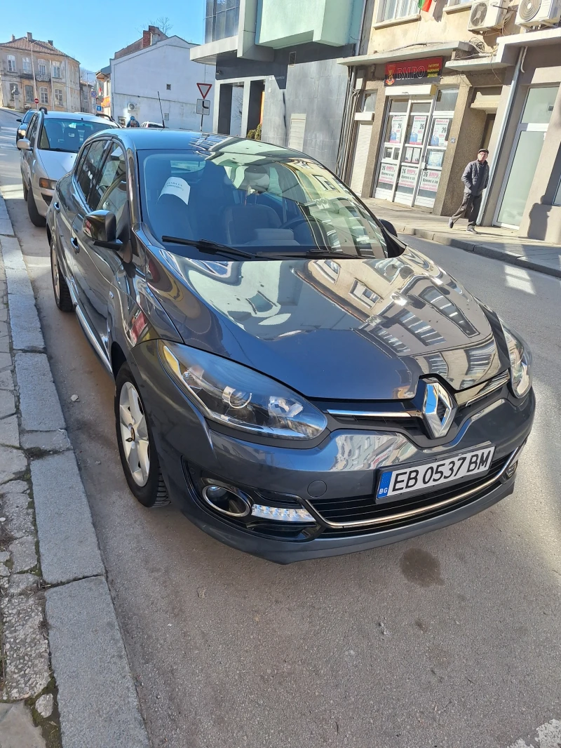 Renault Megane, снимка 1 - Автомобили и джипове - 49580525