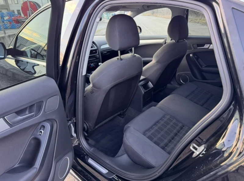 Audi A4 3.0TDI/S-line, снимка 12 - Автомобили и джипове - 52023259