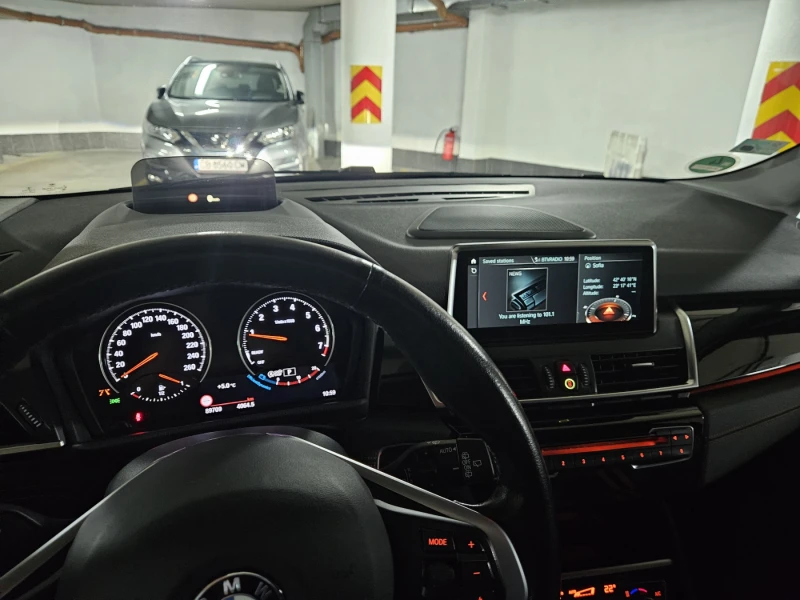 BMW 2 Gran Tourer 218i, снимка 7 - Автомобили и джипове - 52611199