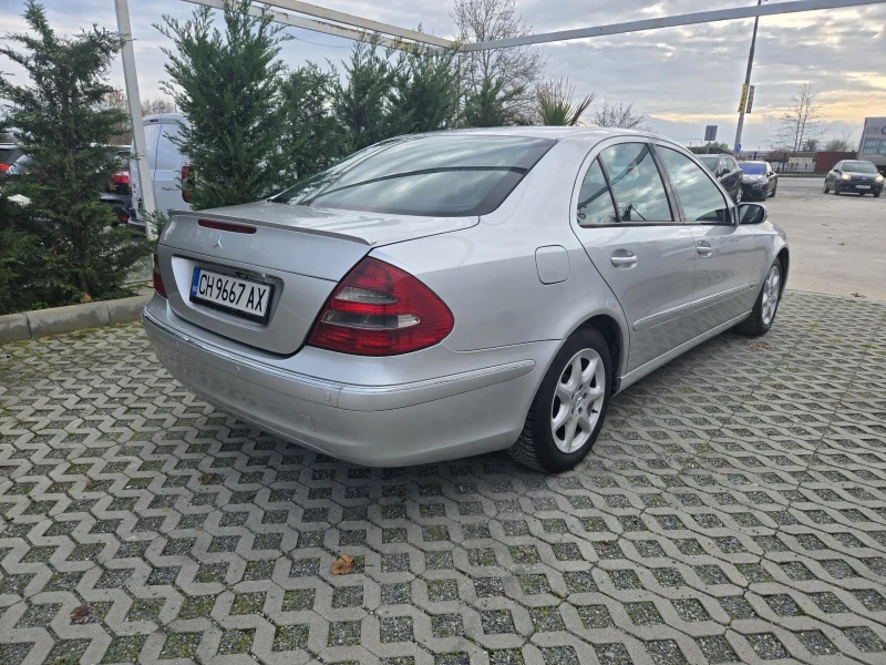 Mercedes-Benz E 220 2.2CDI-150кс= АВТОМАТ= НАВИ= КАМЕРА= ШИБЕДАХ, снимка 3 - Автомобили и джипове - 52665466