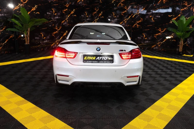 BMW M4 CABRIO CARBON РЯДКА КОЖА H&K ЛИЗИНГ 100%, снимка 8 - Автомобили и джипове - 53004620