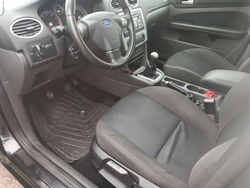 Ford Focus 1.6, снимка 10 - Автомобили и джипове - 53118290