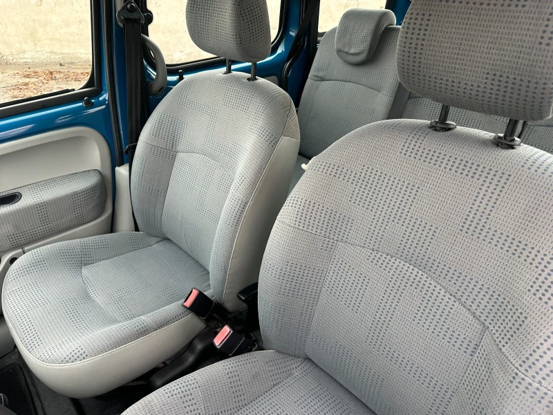 Renault Kangoo 1.6, снимка 14 - Автомобили и джипове - 53160185