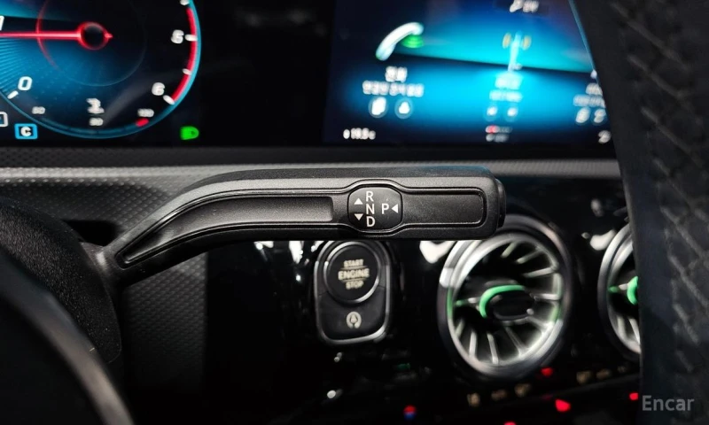 Mercedes-Benz A 200, снимка 9 - Автомобили и джипове - 53288019