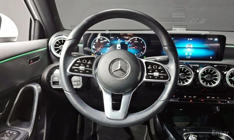 Mercedes-Benz A 200, снимка 13 - Автомобили и джипове - 53288019